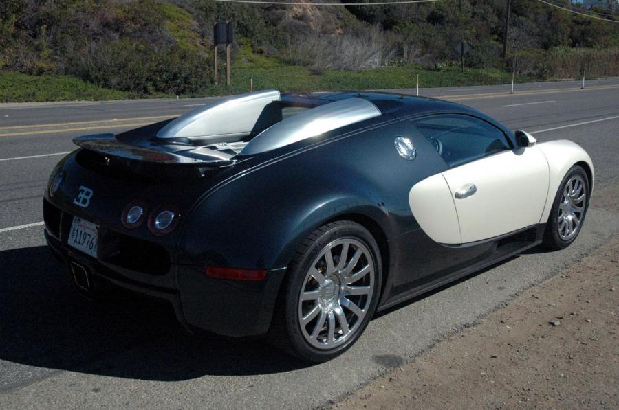  Bugatti Veyron 16.4 2007 года  (фото 28 из 28)